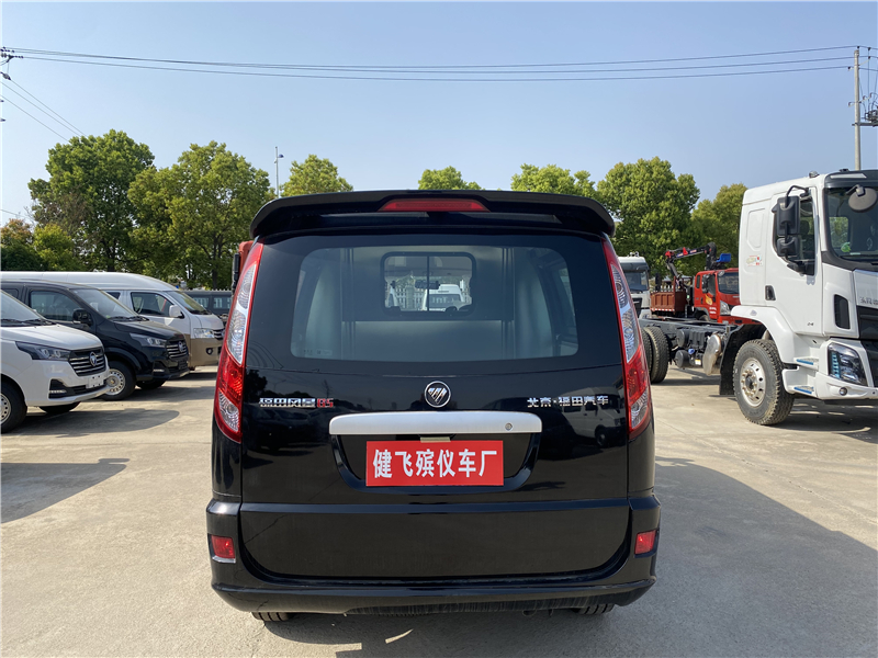 福田G5殡仪车